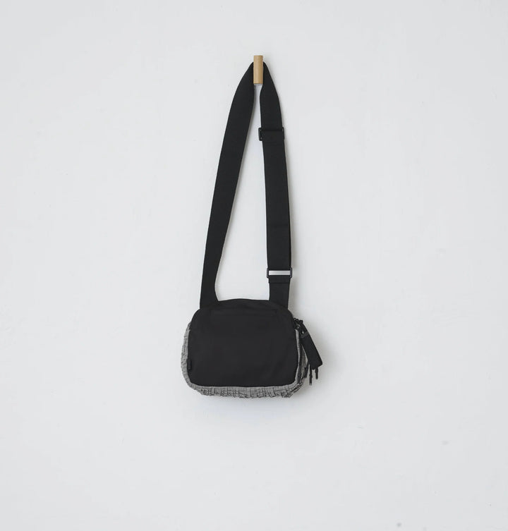 FRANKIE CROSSBODY GREY