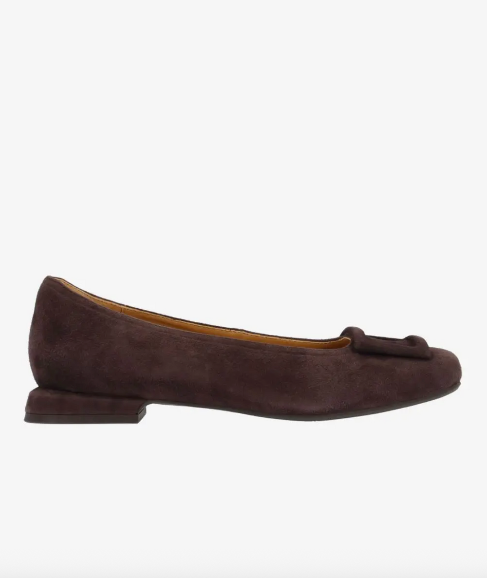 TALLULAH CHOCOLATE SUEDE LOW HEEL
