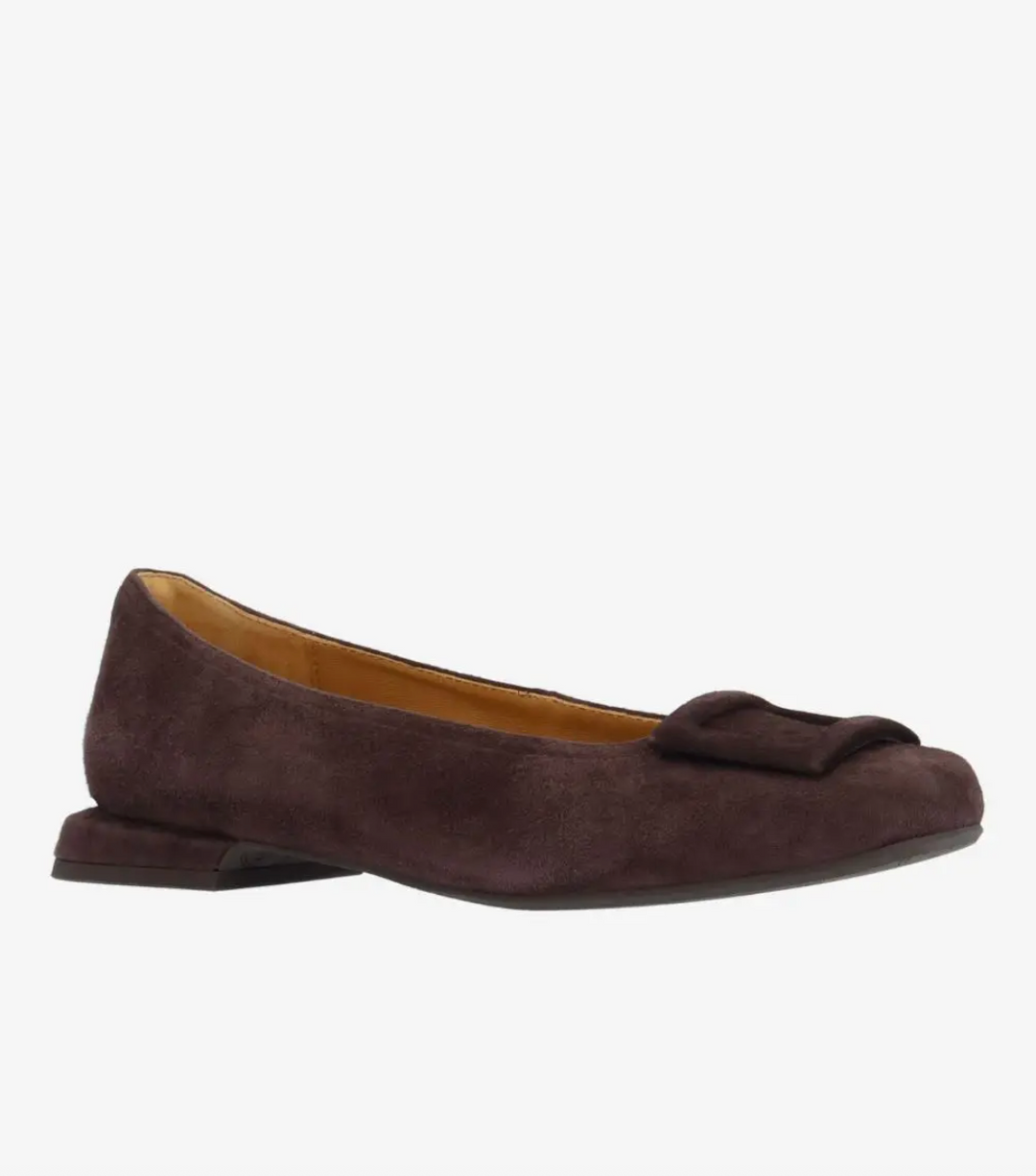 TALLULAH CHOCOLATE SUEDE LOW HEEL