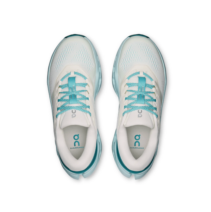 CLOUDRUNNER 3 WOMEN IVORY/AQUAMARINE SNEAKER