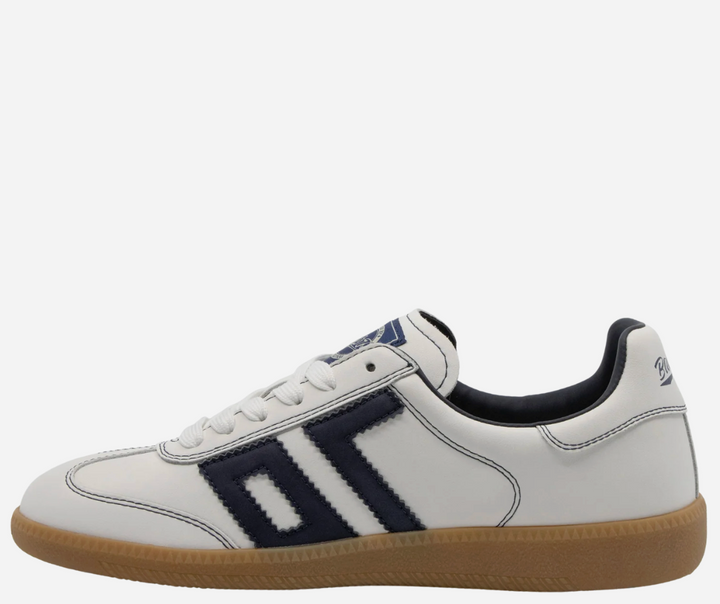 SHELLY WHITE/NAVY SNEAKER
