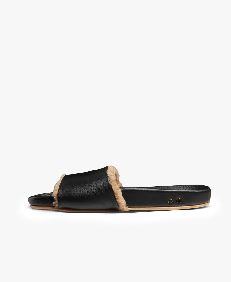 GALLITO BLACK SANDAL WITH SHEARLING