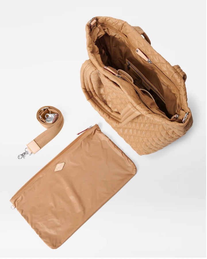 METRO MEDIUM DELUXE TOTE DELUXE CARAMEL