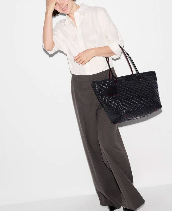 DAILY MEDIUM TOTE BLACK