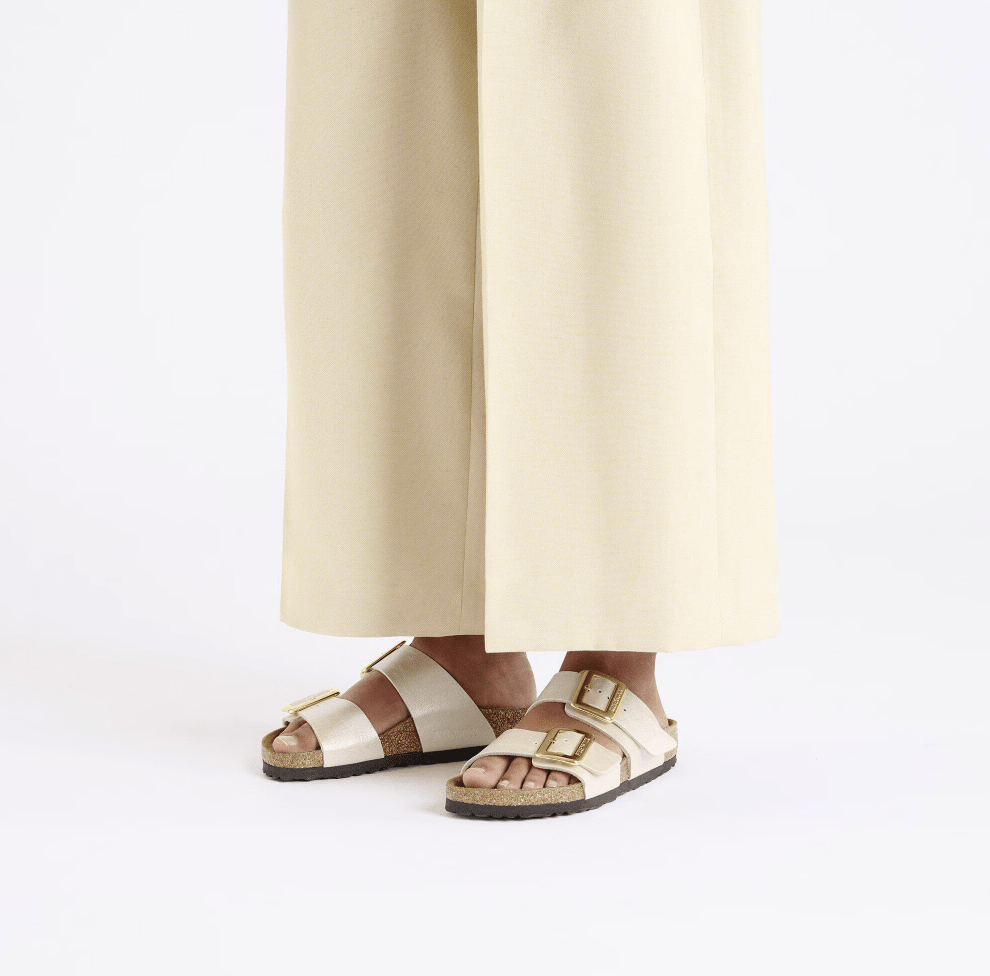 BIRKENSTOCK SYDNEY LUX BUCKLE PEARL WHITE SANDAL SHOES | Shop now at Main & Taylor Shoes!