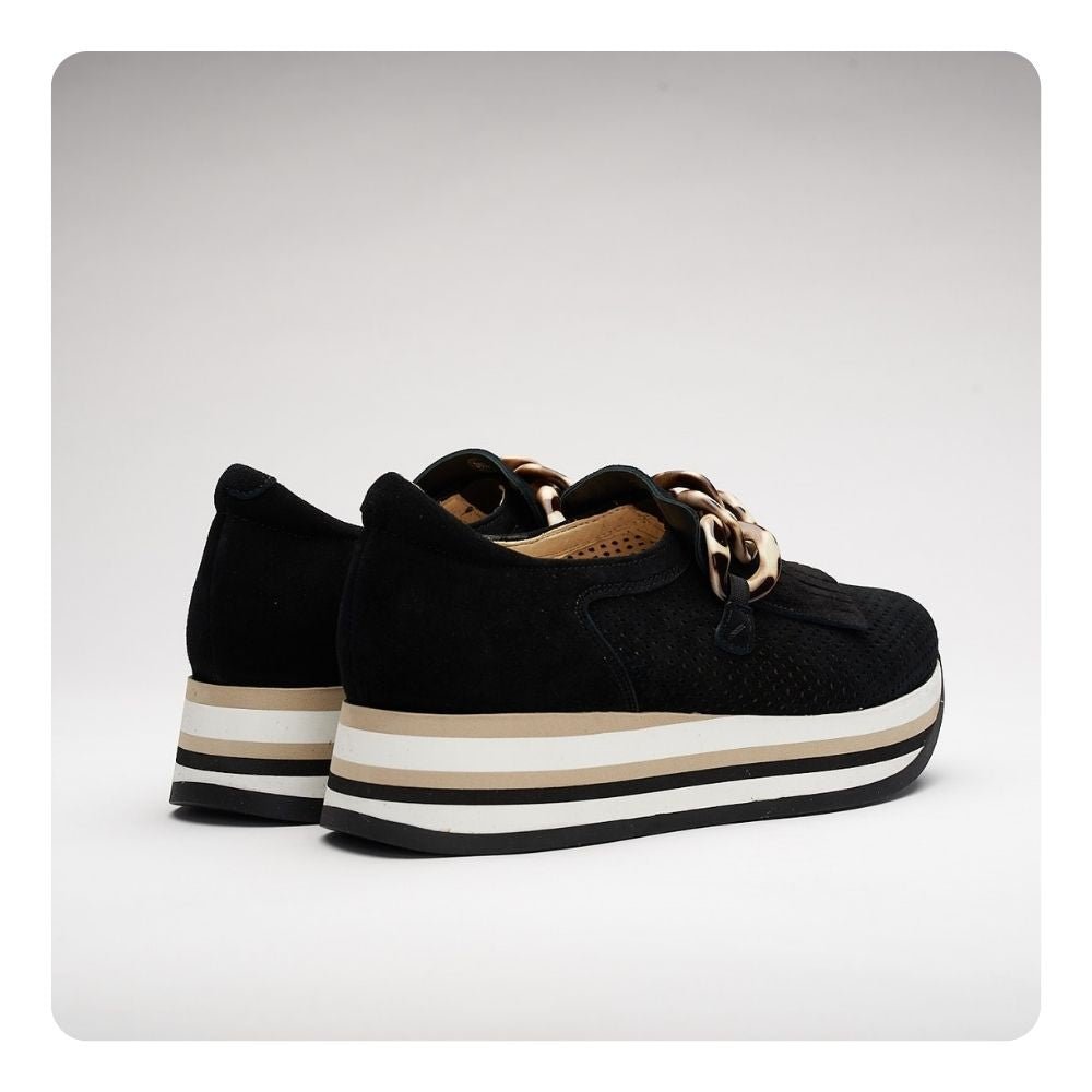SOFTWAVES CADIE TASSEL LOAFER BLACK Shoes | Shop now at Main &amp; Taylor Shoes!