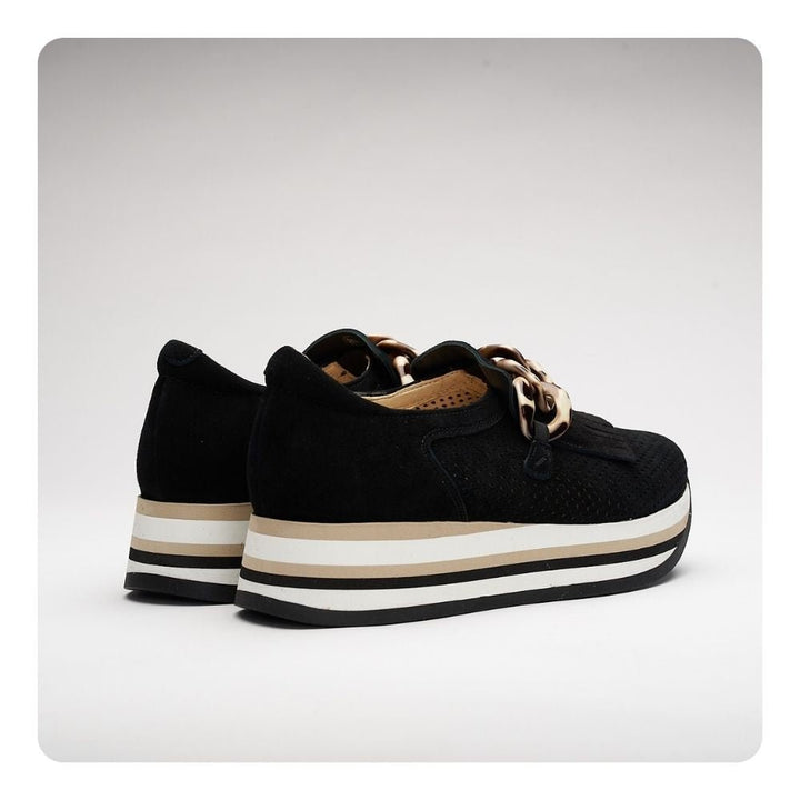 SOFTWAVES CADIE TASSEL LOAFER BLACK Shoes | Shop now at Main &amp; Taylor Shoes!