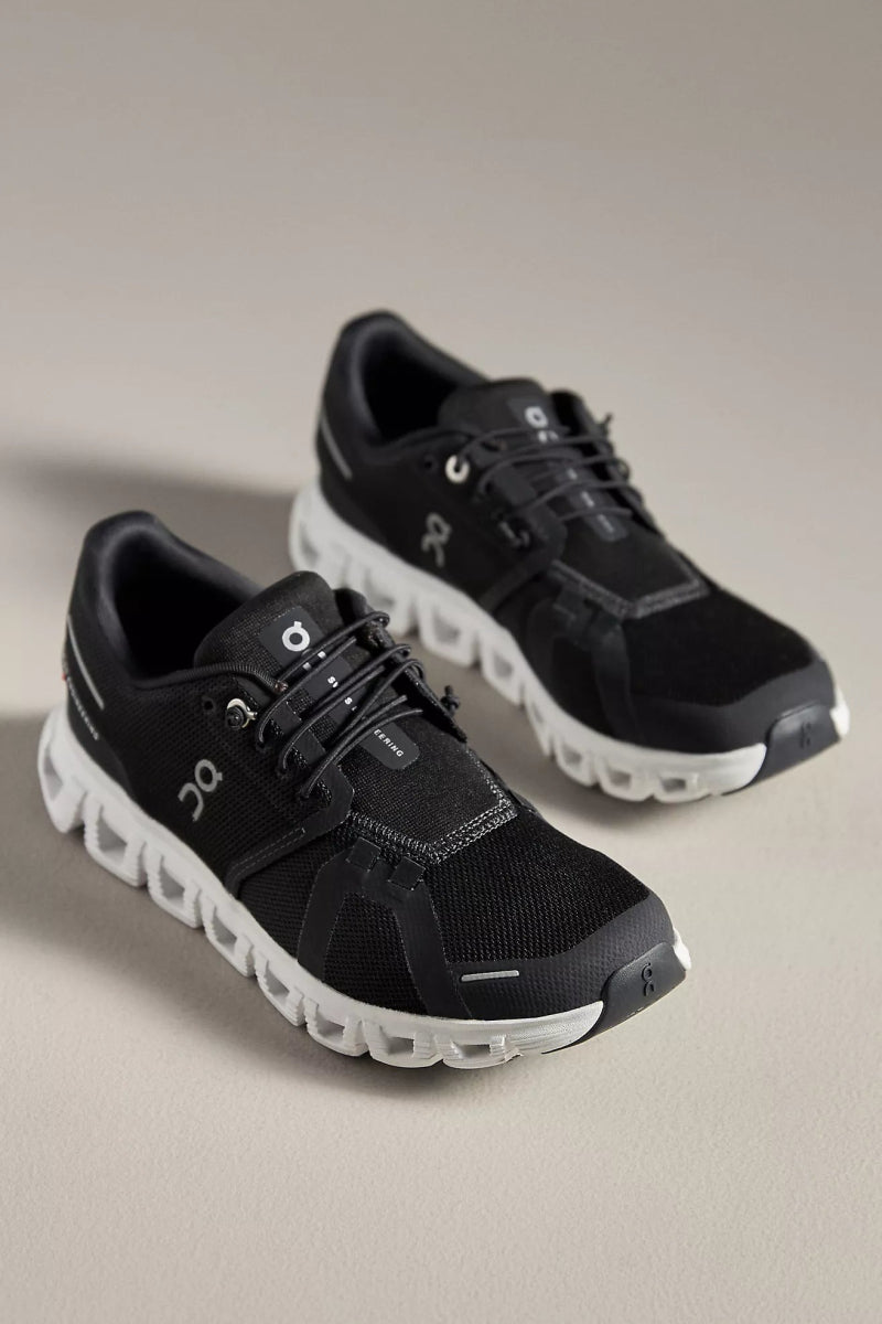 On Running CLOUD6 WOMEN BLACK/WHITE SNEAKER Shoes | Shop now at Main & Taylor Shoes!