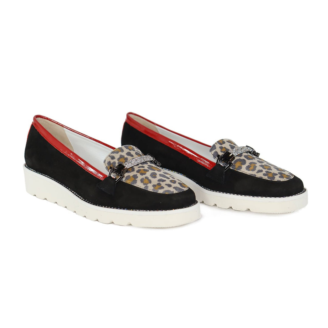 DI CHENZO MINA BLACK/LEOPARD LOAFER SHOES | Shop now at Main & Taylor Shoes!