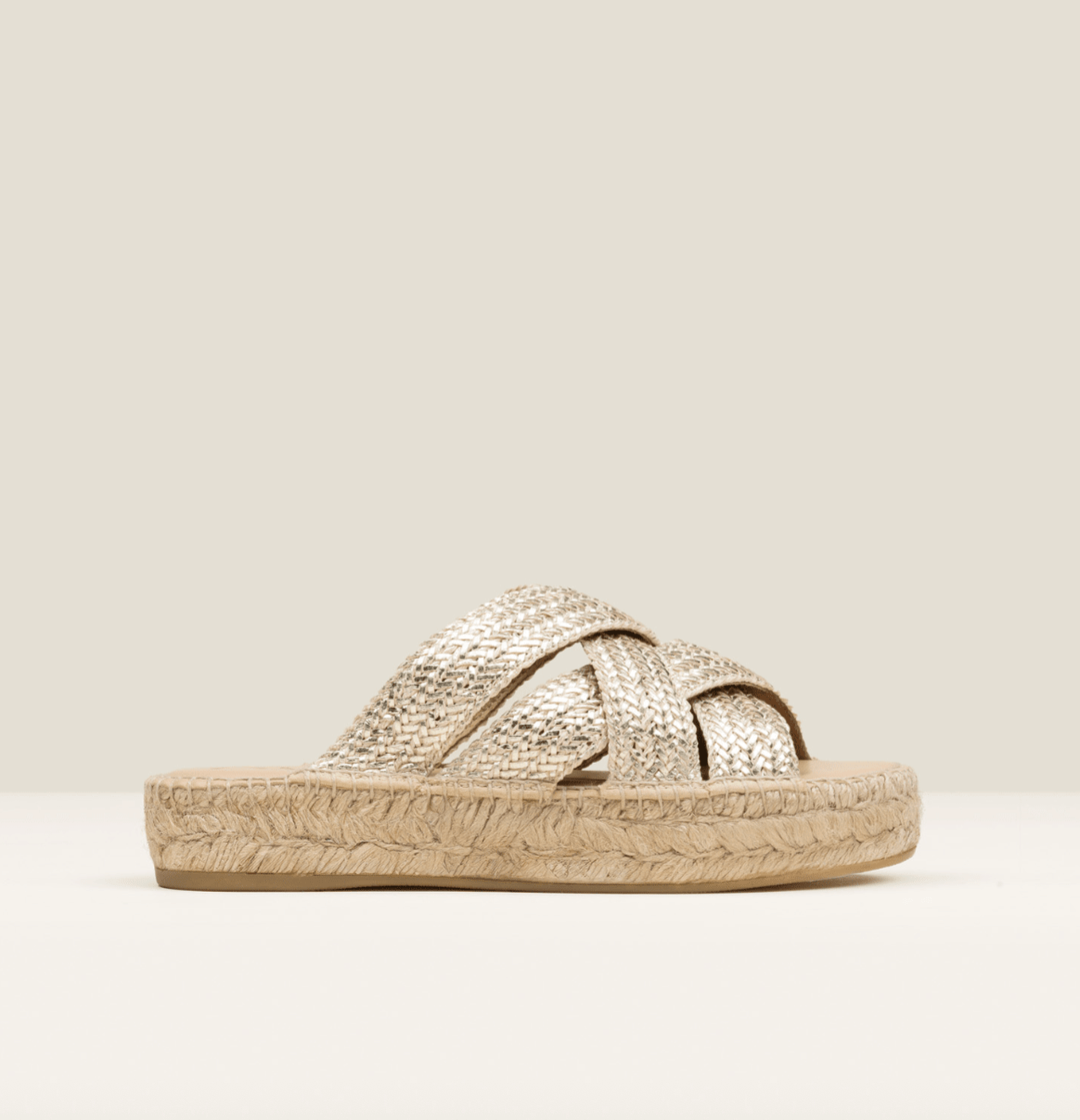 Gaimo DSAN PLATINO SANDAL Shoes | Shop now at Main &amp; Taylor Shoes!
