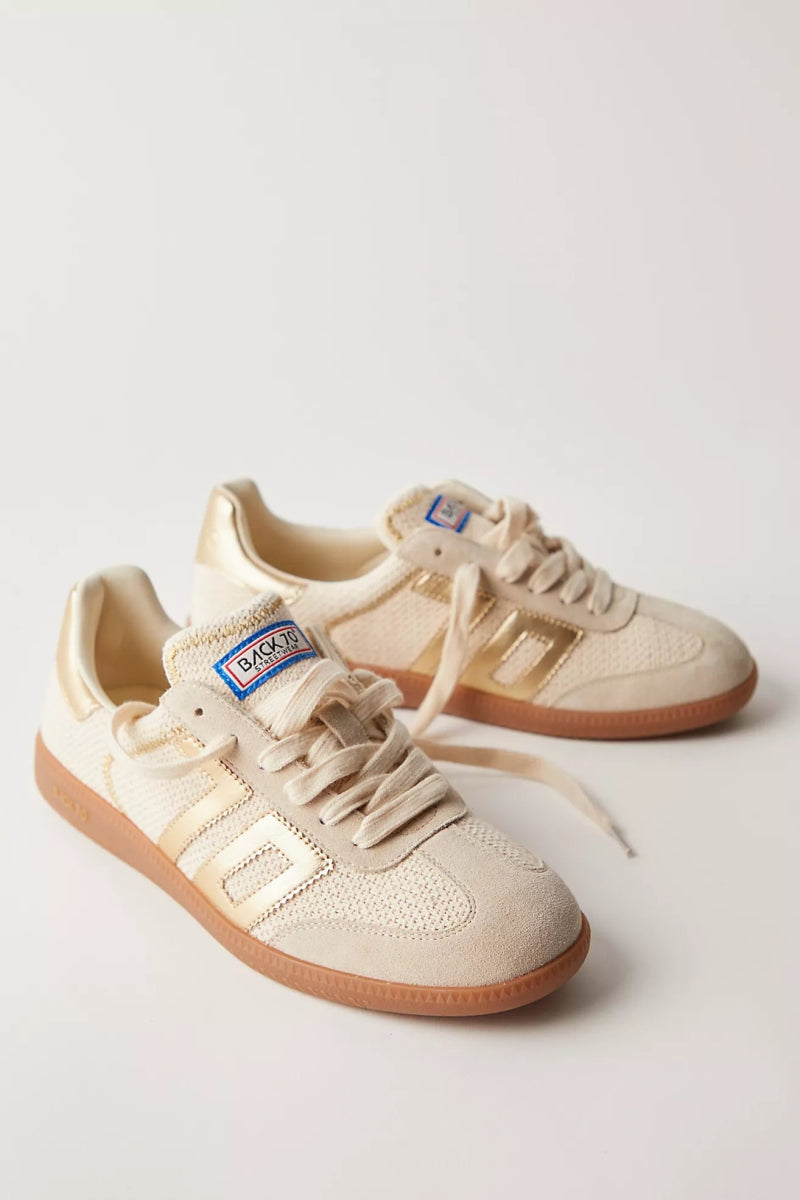 Back 70 IUTA GOLD Shoes | Shop now at Main & Taylor Shoes!