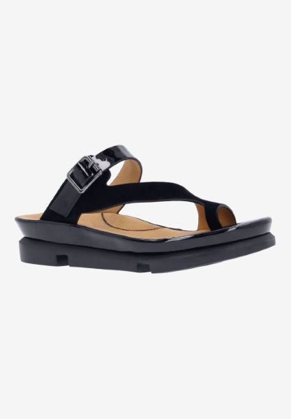 L'AMOUR DES PIEDS ALANZA BLACK PATENT/BLACK SUEDE SHOES | Shop now at Main & Taylor Shoes!