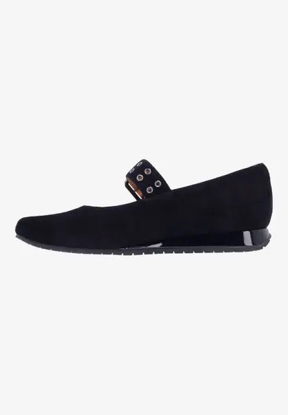 L'amour Des Pieds TANZY BLACK SUEDE Shoes | Shop now at Main & Taylor Shoes!