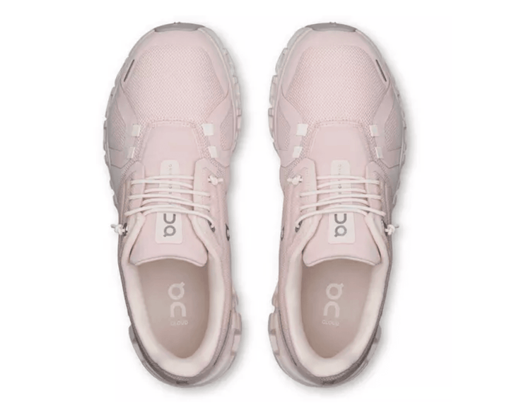 On Running CLOUD6 WOMEN SALT/GARDENIA SNEAKER Shoes | Shop now at Main &amp; Taylor Shoes!