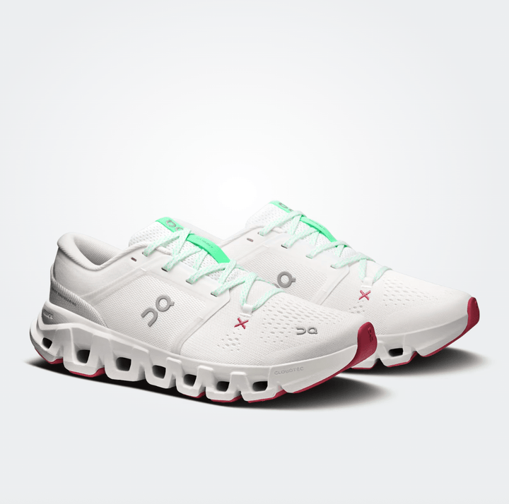 On Running CLOUDX 5 WOMEN IVORY/ICE SNEAKER Shoes | Shop now at Main &amp; Taylor Shoes!