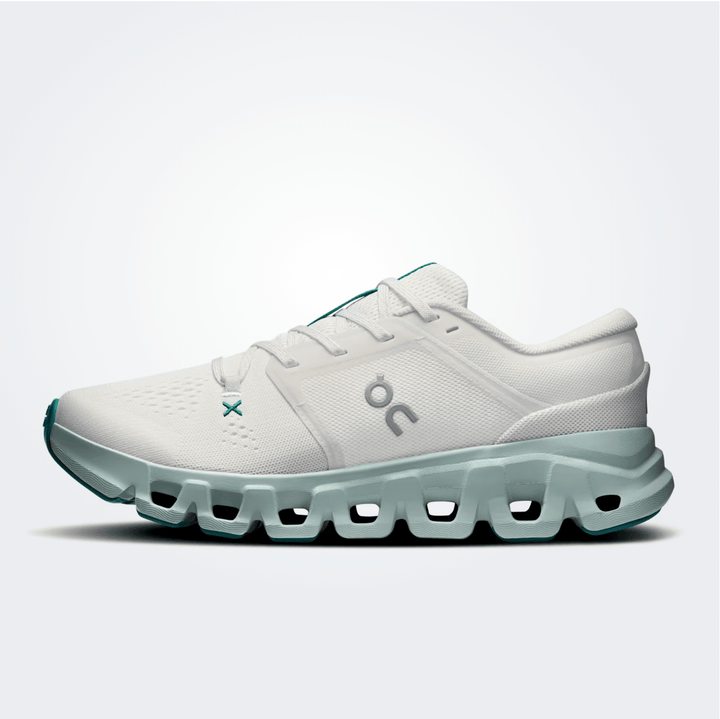 On Running CLOUDX 5 WOMEN IVORY/SURF SNEAKER Shoes | Shop now at Main &amp; Taylor Shoes!