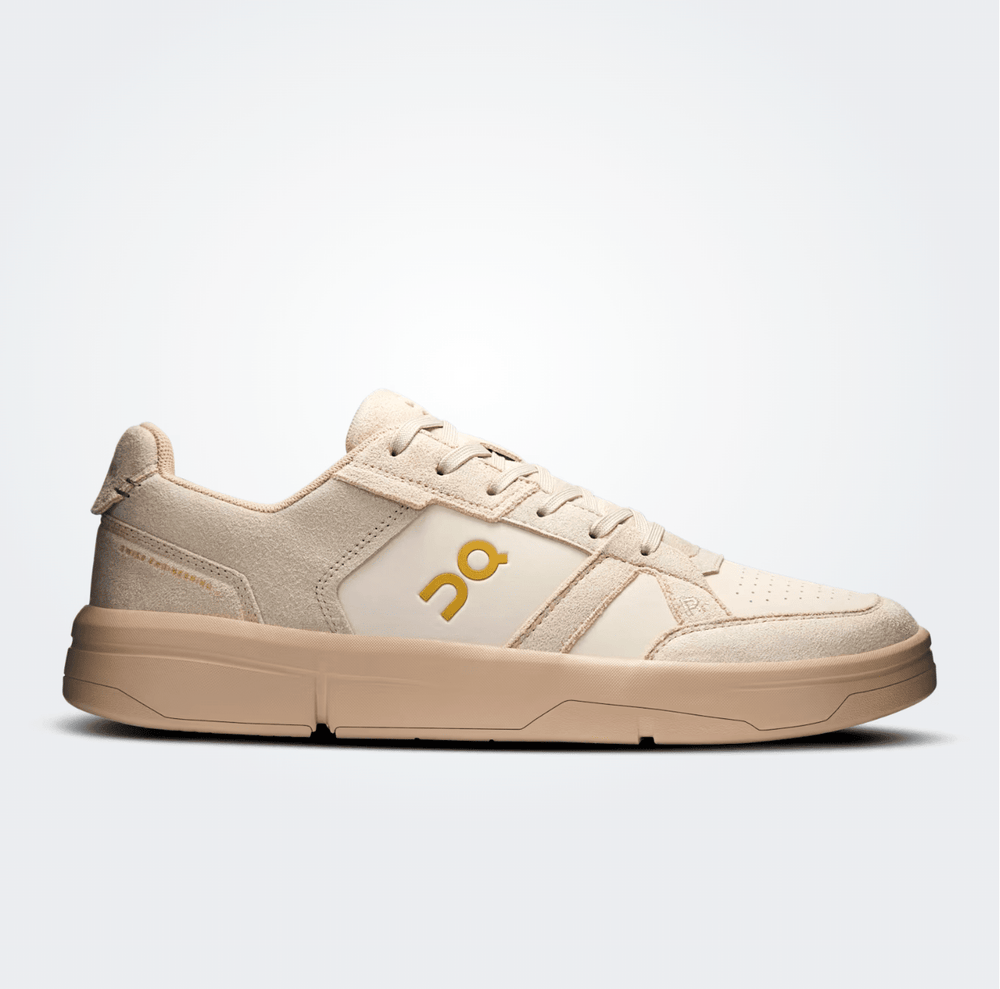 On Running ROGER CLUBHOUSE ACE MEN SAND/SAND SNEAKER SHOES | Shop now at Main & Taylor Shoes!