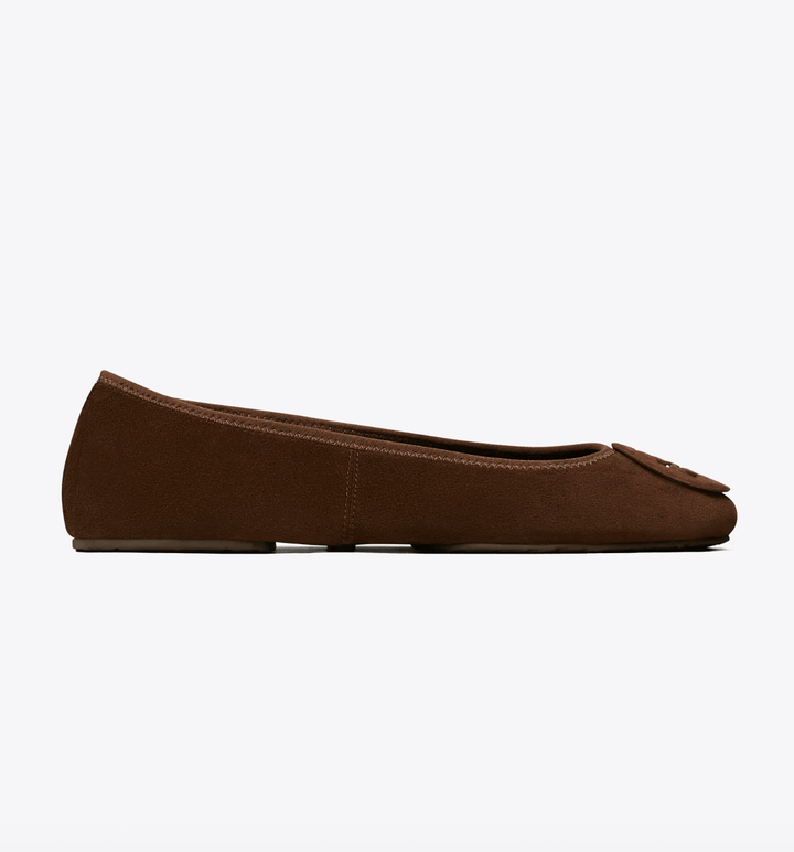 TORY BURCH REVA TRAVEL BALLET DARK COCOA Shoes | Shop now at Main &amp; Taylor Shoes!