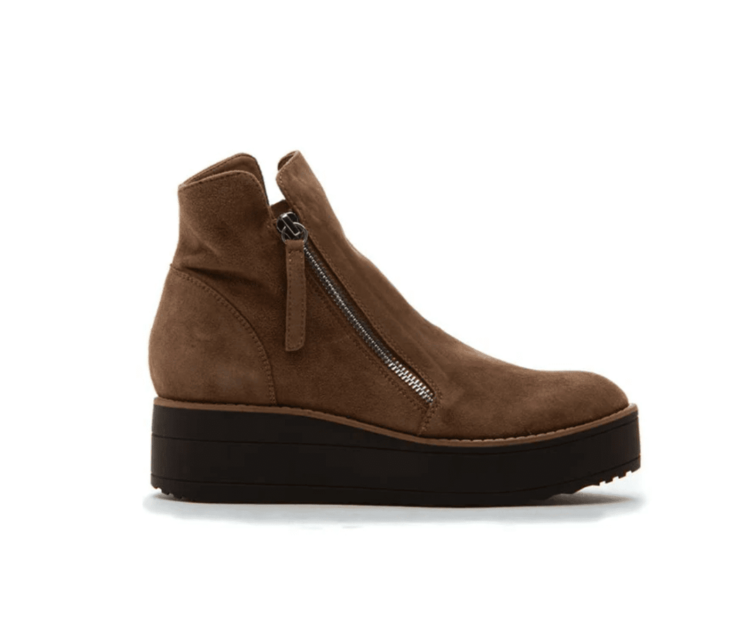 SILENT D NENE LT CHOCOLATE SUEDE Shoes | Shop now at Main &amp; Taylor Shoes!