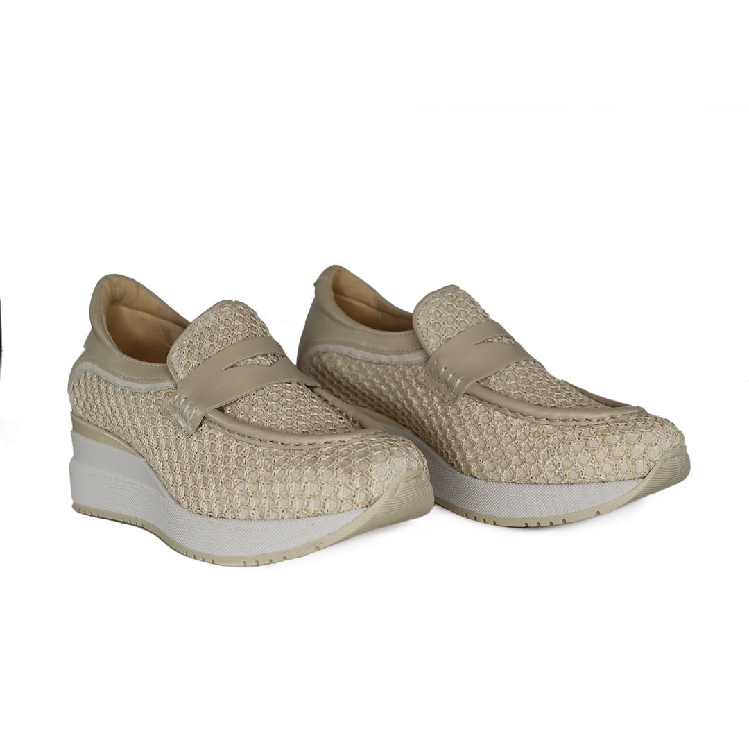 Softwaves GISA COCO WOVEN LOAFER Shoes | Shop now at Main & Taylor Shoes!