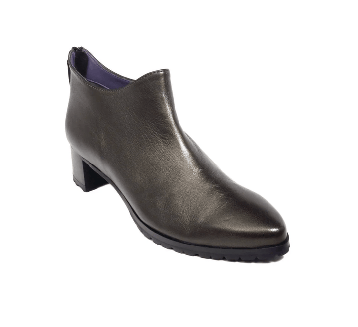 ROBERT ZUR SOLARA COFFEE METALLIC Shoes | Shop now at Main &amp; Taylor Shoes!