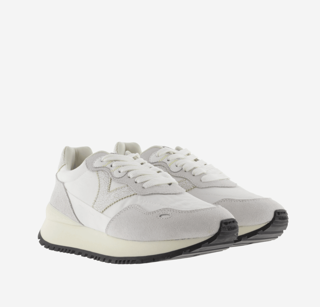 Victoria 1157108 HIELO SNEAKER Shoes | Shop now at Main & Taylor Shoes!