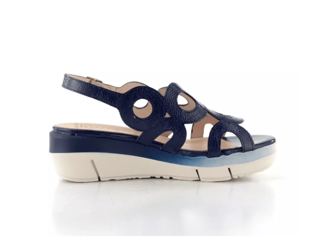Wonders D - 8282 BALTIC PATENT (NAVY) Shoes | Shop now at Main &amp; Taylor Shoes!